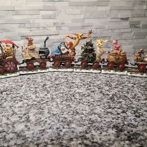 Winnie Pooh Christmas train